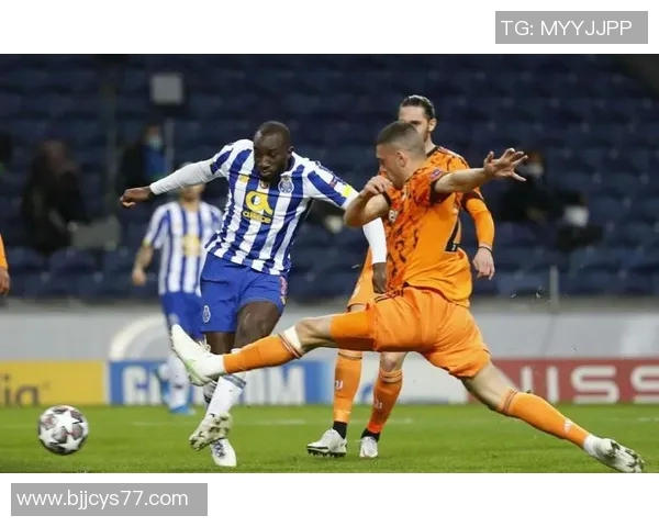 足球明星卡萨罗精彩瞬间集锦及其职业生涯回顾图片展示